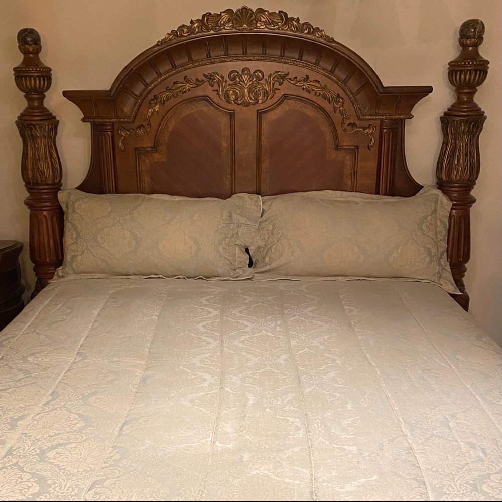 King Comforter Set